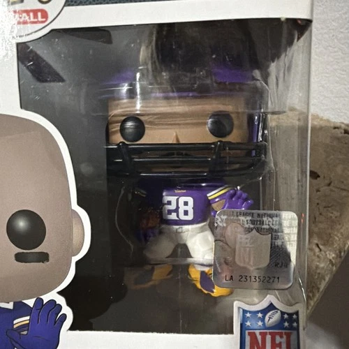 Funko Pop! NFL Wave 1: Minnesota Vikings - Adrian Peterson #15 New Perfect