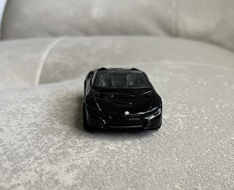 Hot wheels BMW 18 Roadster FXB49 - Image 3 of 4