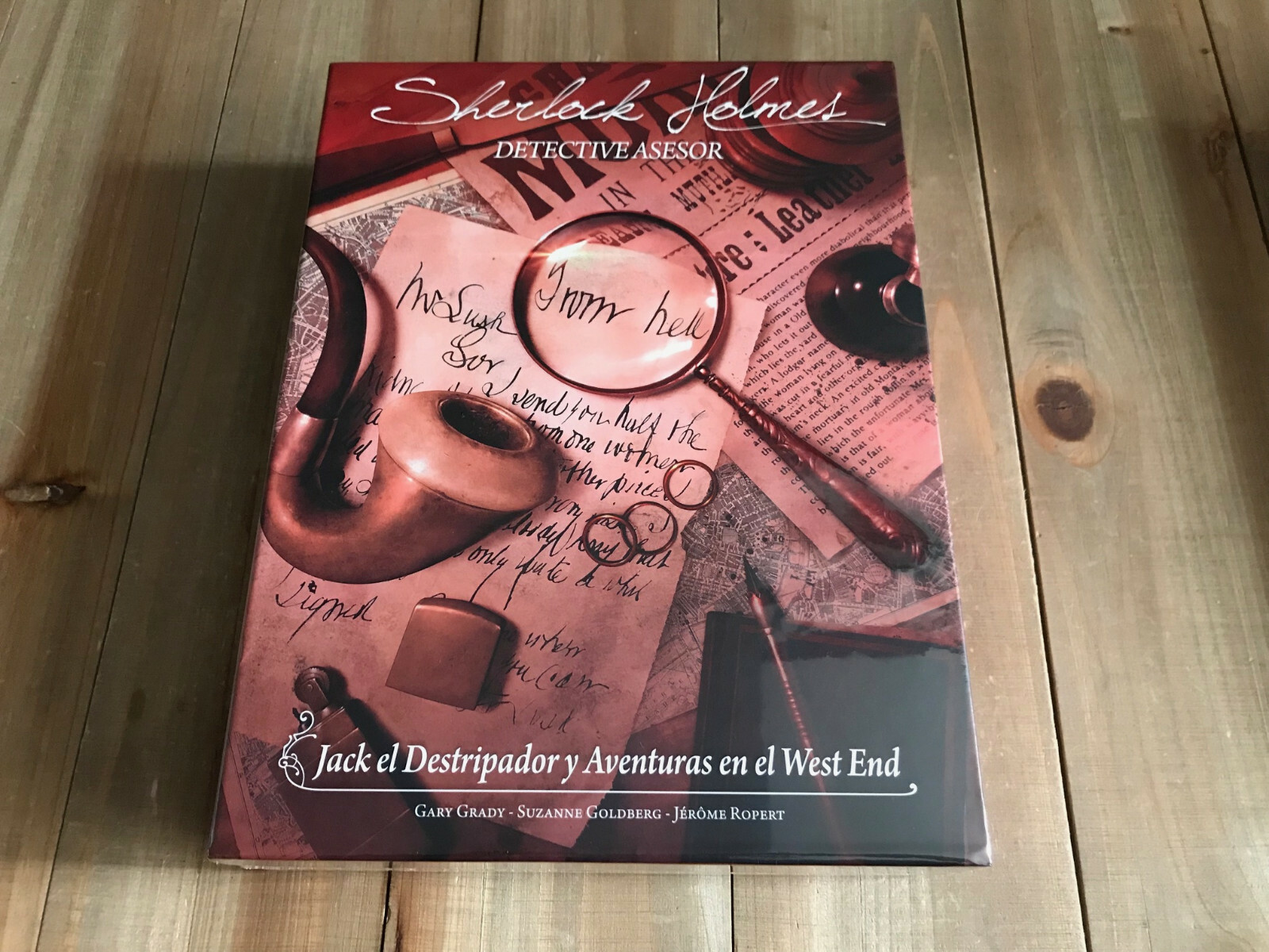 SHERLOCK HOLMES DETECTIVE ASESOR - Caja Roja - Jack El Destripador