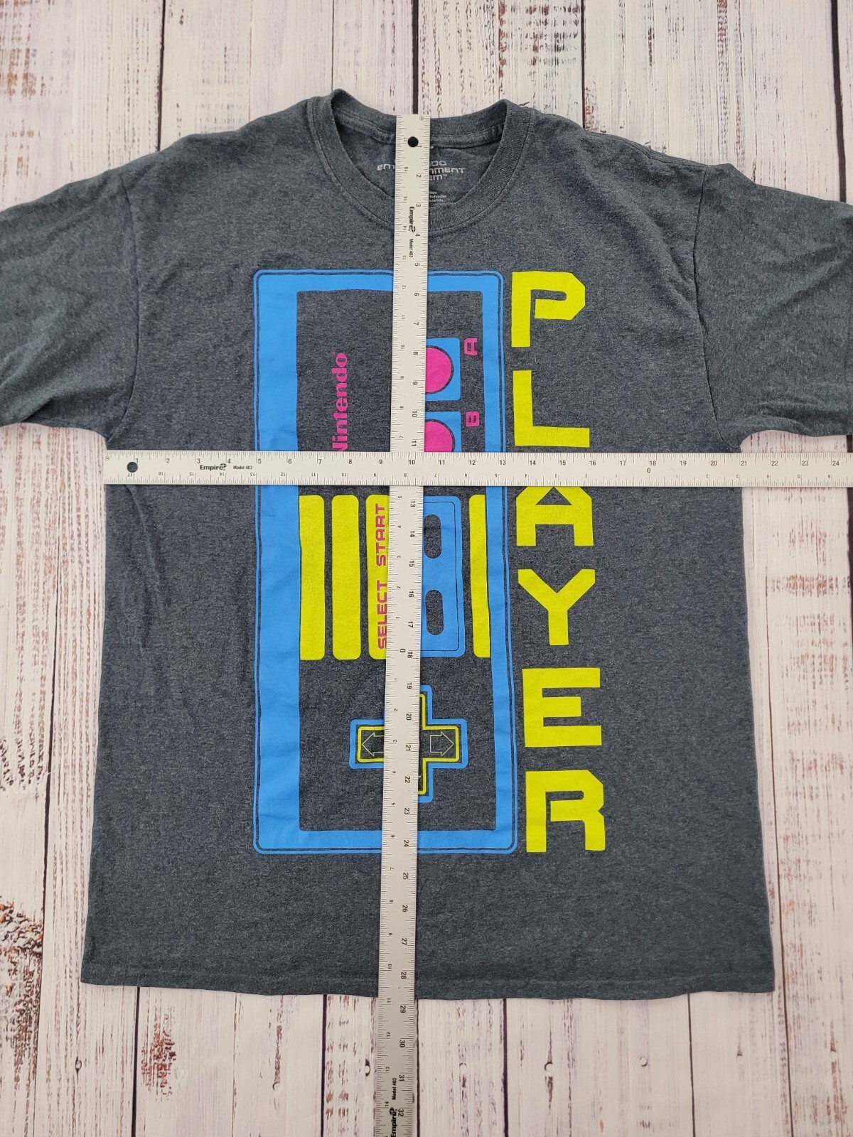 Nintendo Player Old School Controller Gray Graphi… - image 3