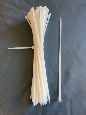 300 mm x 4,8 mm cremefarbene weiße Kabelbinder (100er-Pack)