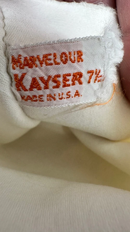 Guantes 1KAYSER 50’s Terciopelo Marfil Talla 7 1/2 Hechos en EE. UU. Foto 3 de 4