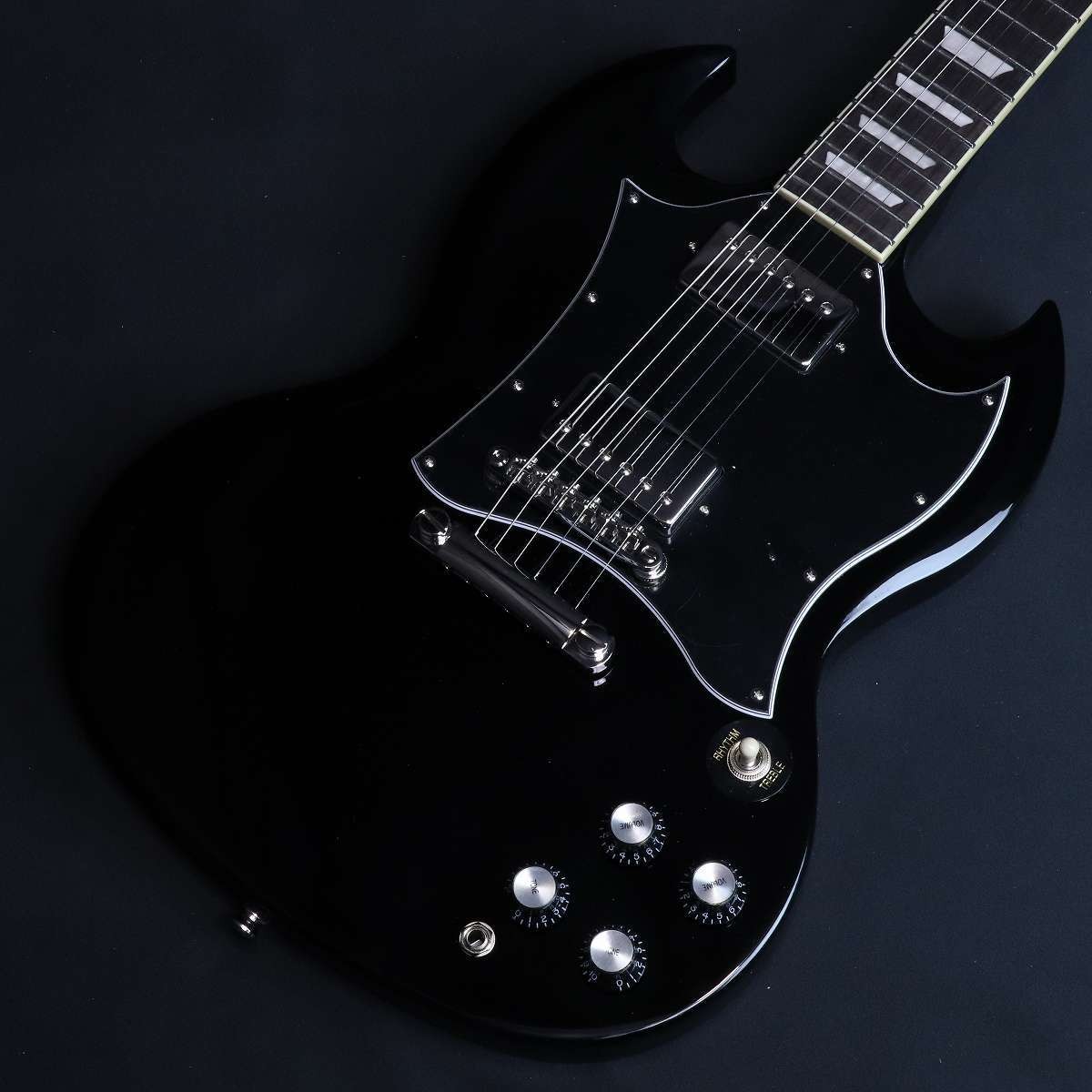 Epiphone Gibson Thudernbird Goth オールブラック Epiphone Goth Thunderbird IV - What To Know & Where To Buy