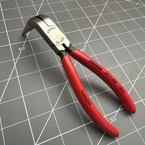 Knipex Mechanics Bent Needle Nose pliers 38 71 200 Germany 38-200 Nice!