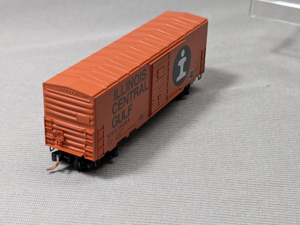 N scale MTL # 24070 ILLINOIS CENTRAL GULF 40' single door Box Car ICG 416084 - Image 4 of 4