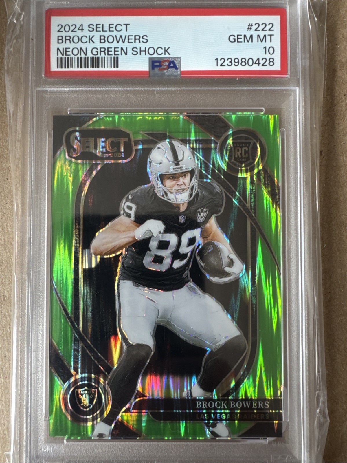 2024 Panini Select - Club Level Brock Bowers #222 Neon Green Shock Prizm /499 RC