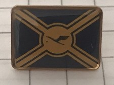 RAR - Kleiner PIN mit der alten Lufthansa Traditionsflagge.
