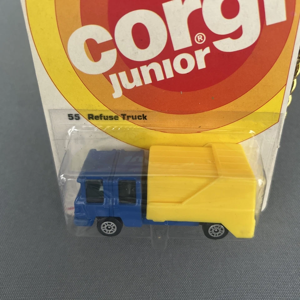 Vintage Corgi Junior 1/64 Scale #55 Refuse Truck Unpunched Red Card NIB - Image 3 of 4