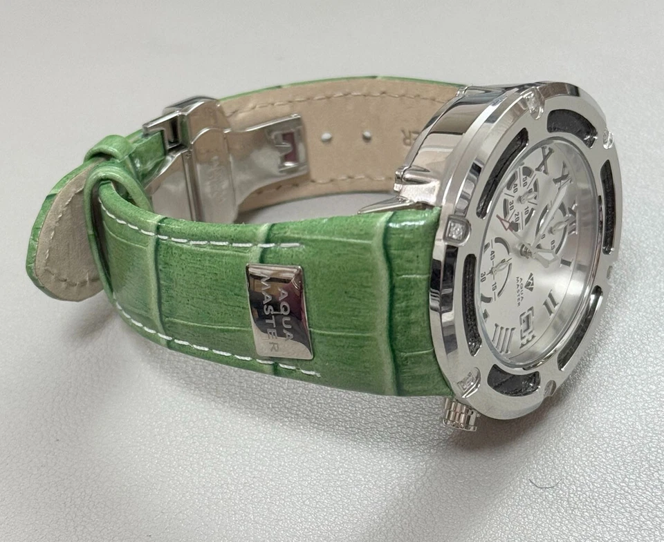 Reloj Aqua Master para hombre esfera plateada correa de cuero verde W#346 Foto 2 de 2