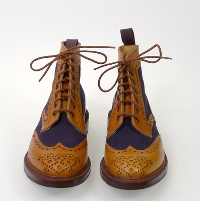 trickers kelmscott