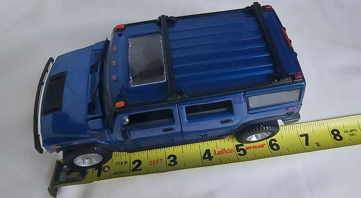 2003 HUMMER H2 1:27 MAISTO navy blue die-cast model car new, free