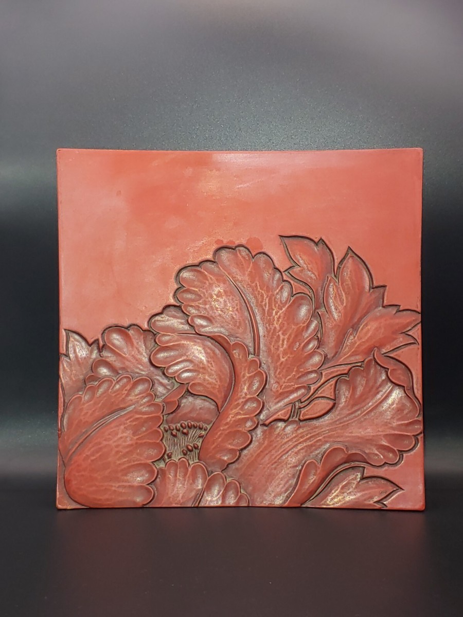 鎌倉彫り　　約３2センチ 骨董镰仓雕漆黑川Antique Japanese Kamakura Cinnabar Lacquerware
