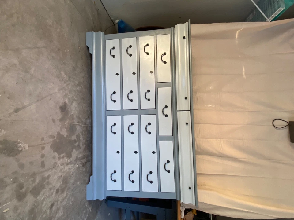 特大号卧室家具套装 — 第 3/4 张图片