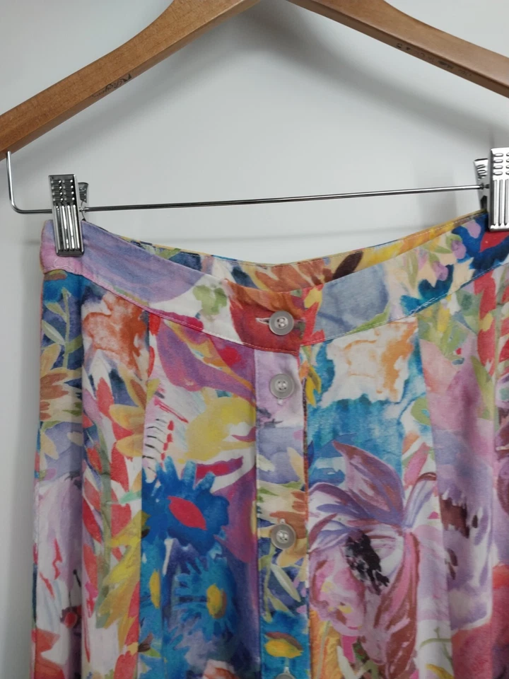 Falda Maxi H&M para Mujeres 2 Multicolor Floral Botón Frontal Plisado A-Line Sin Forro Foto 2 de 4