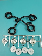 Revell AMT Ertl Monogram MPC 1/25 Model Part 1969 Boss Mustang Wheels & Tires 