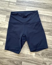 Lululemon Wunder Train High-Rise Shorts Navy Blue, Size 4