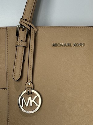 Michael Kors Jet Set East West Top Zip Tote Purse Bag Great Condition Very Clean