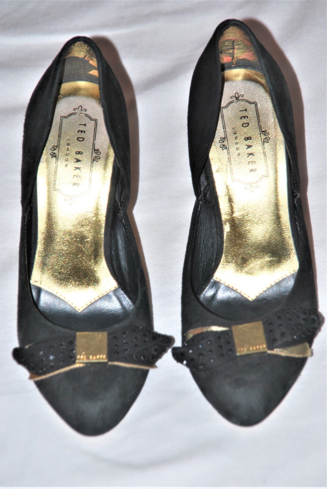 TED BAKER IGAAR BLACK SUEDE HEEL PUMP 