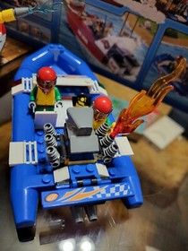 LEGO City 60005 Fire Boat Retired 100% COMPLETE IN BOX