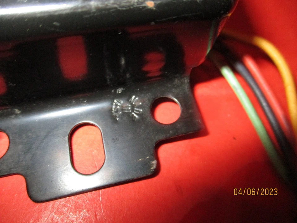 AMC - AMX--JAVELIN GREMLIN-REBEL-AMB.-1968-1970 --NUEVO -REGULADOR DE VOLTAJE-EE. UU. Foto 3 de 4