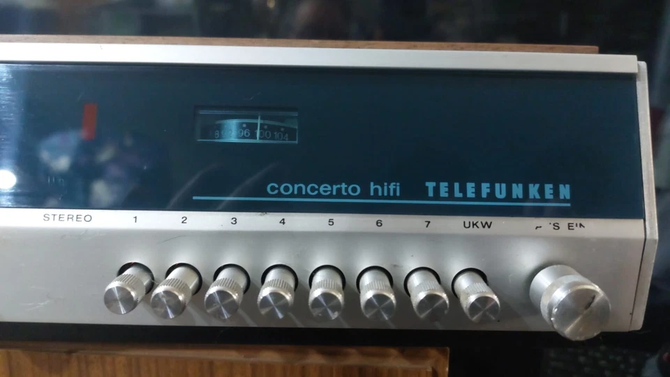 Stereo vintage FM-Radio Telefunken Concerto 101 HiFi - Immagine 4 di 4