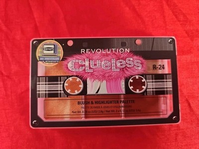 New Revolution Clueless Blush & Highlighter Palette Totally Paused 0.09oz/2.8g
