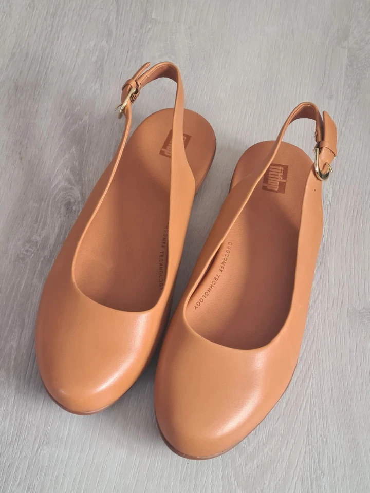 fitflops tan leather slingback shoes size 7, pls check pics before you buy  - Image 3 of 4