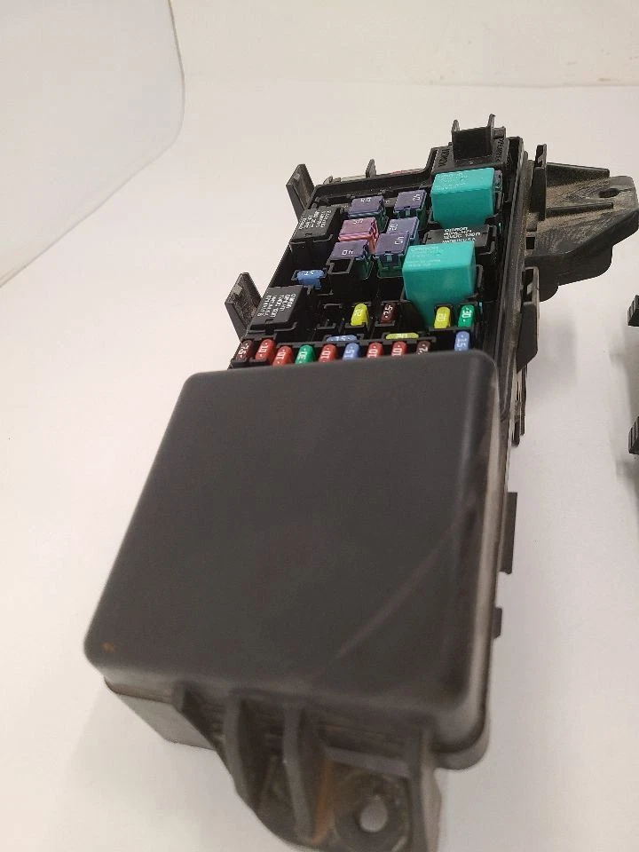 03-07 HONDA ACCORD Fuse Box Engine Compartment Coupe EX 38250SDAA21  Foto 3 de 4