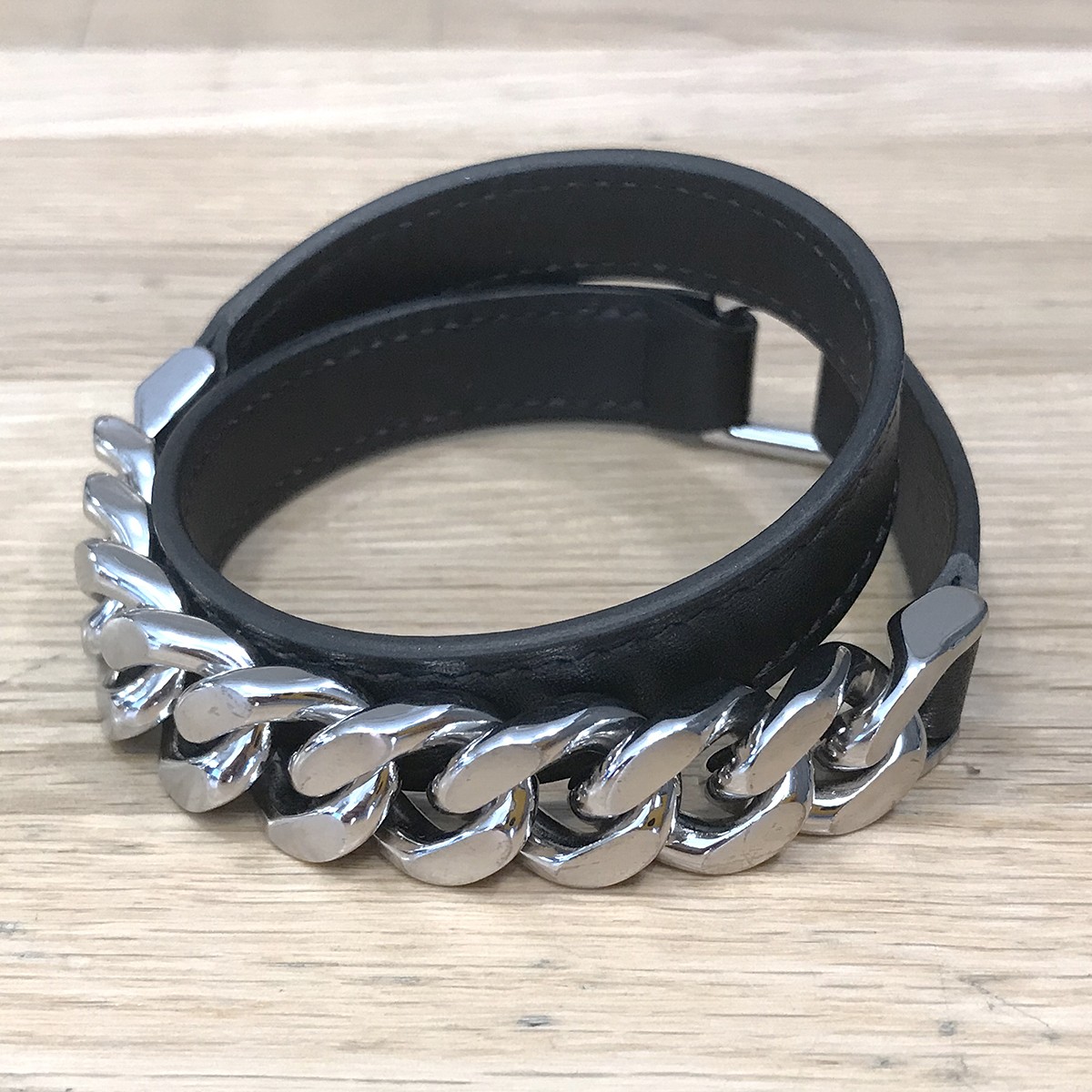 Hermes Camden Bracelet Chain in Black with U Engraving 626490