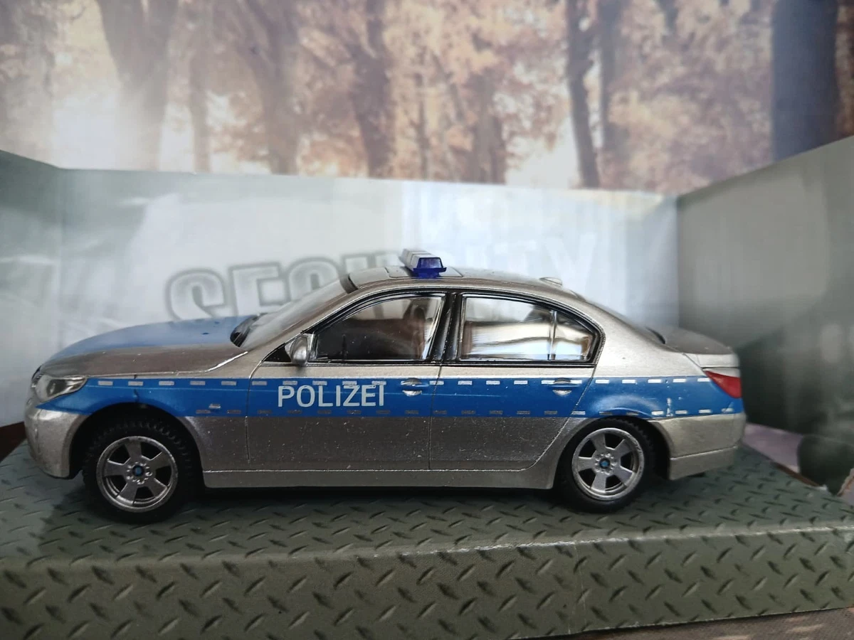 BMW 520i E39 Police 2002 - Neo Scale Models 43298 - 1/43 - Résine - Allemagne