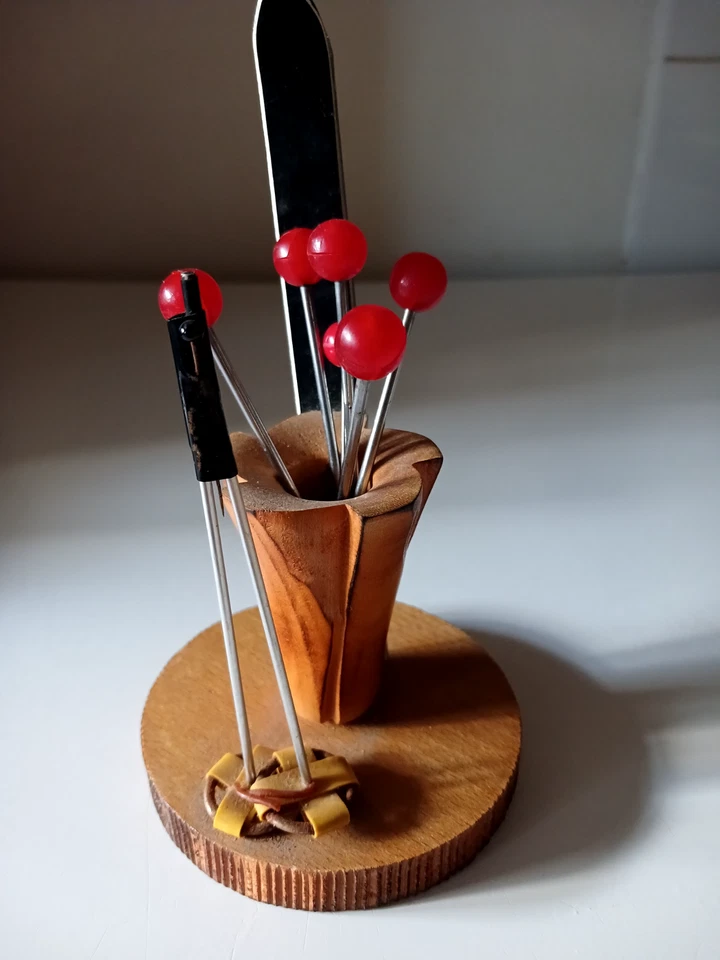 Ancien joli rare pique cocktail de ski montagne en bon état - Photo 3/4