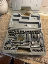 VTG Craftsman 33773 1/4" & 3/8" drive 52 pc SAE & Metric socket set w/ extras
