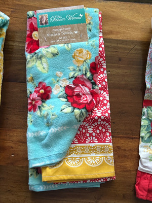 NEW Pioneer Woman VINTAGE FLORAL KITCHEN TOWELS Set of 2 * Clearing NEW PW Stash