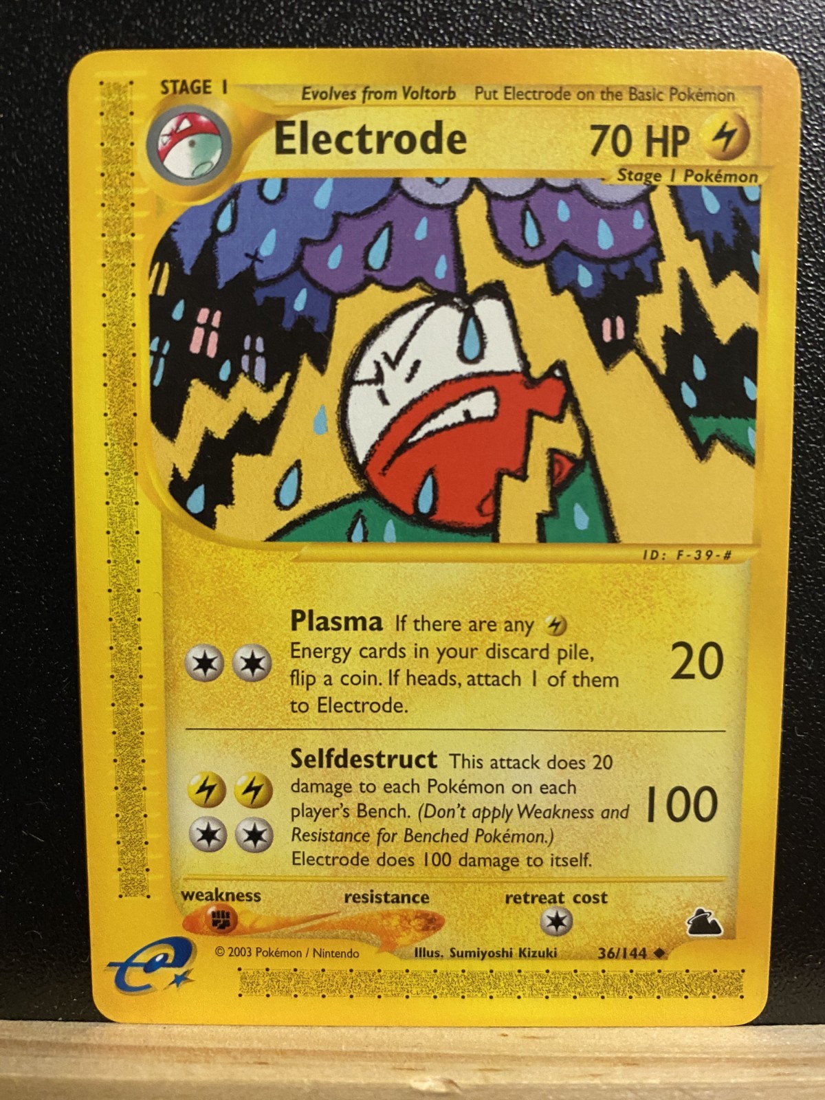 SKYRIDGE  Electrode Uncommon Pokemon Card  36/144 NM/M