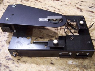 ROWE CD JUKEBOX MECH TOP CD LOADER & COUNTERS