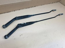 2x Opel Vectra B Scheibenwischerarme Wischerarme vorne 90504174 90504175