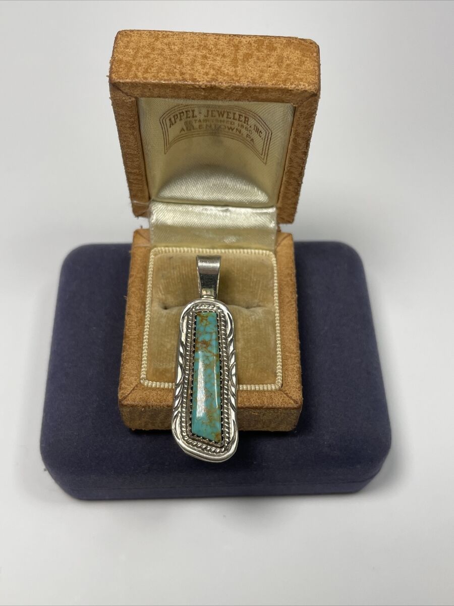 Navajo Native American Signed G Sterling Silver & Turquoise Navajo Native American Signed G Sterling Silver & Turquoise