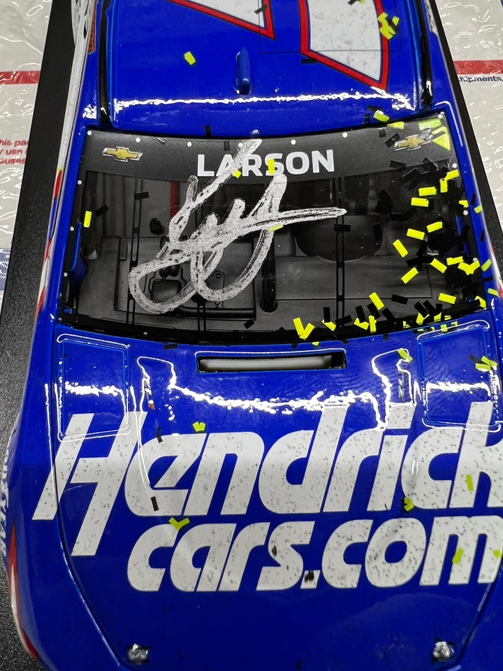 Autografiado KYLE LARSON # 5 HMS 2021 HENDRICKCARS.COM VEGAS WIN ELITE Foto 2 de 4