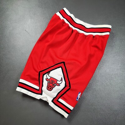 100% Authentic Chicago Bulls Vintage Nike 97 98 Shorts Size 30