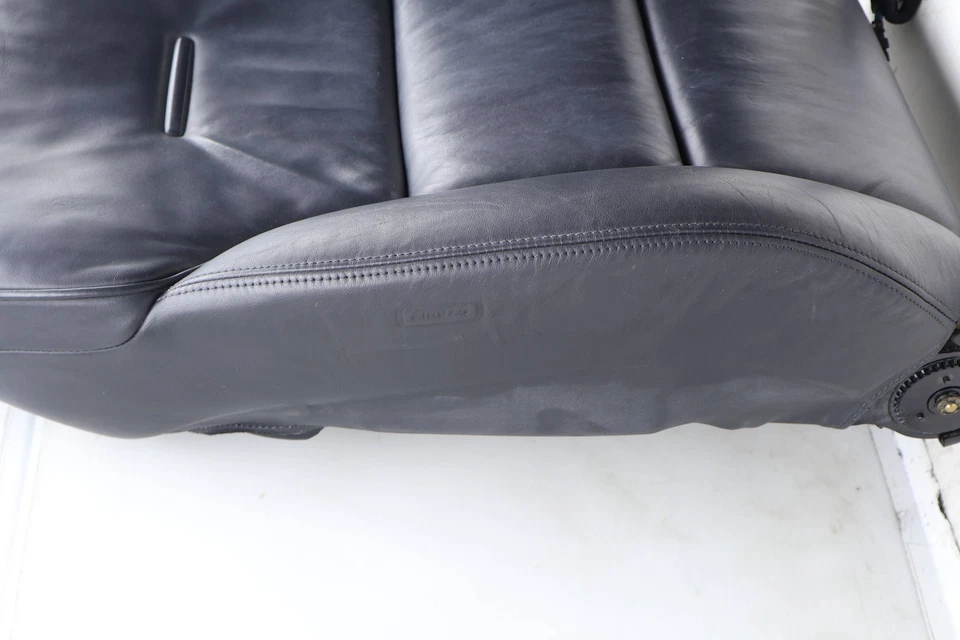 AUDI S8 2007-2010 - Conjunto de cojín de respaldo de asiento superior delantero derecho (cuero) Foto 4 de 4