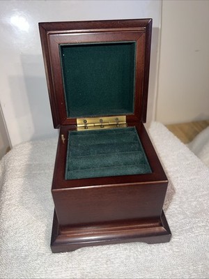 The Bombay Company - Musical Mahogany Wood Jewelry Box : Velvet Lined Ring Box