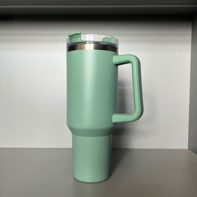 New Handle Insulated Cup Car Cup Insulated Cold Beer Cola Car Water Cup Gift