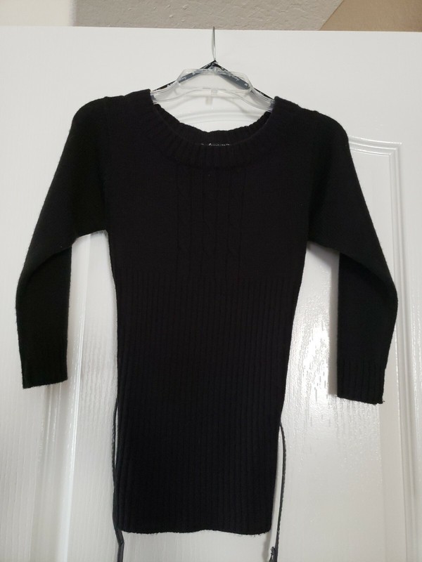 Sequin Hearts Girls Black 3/4 Sleeved Sweater Size M