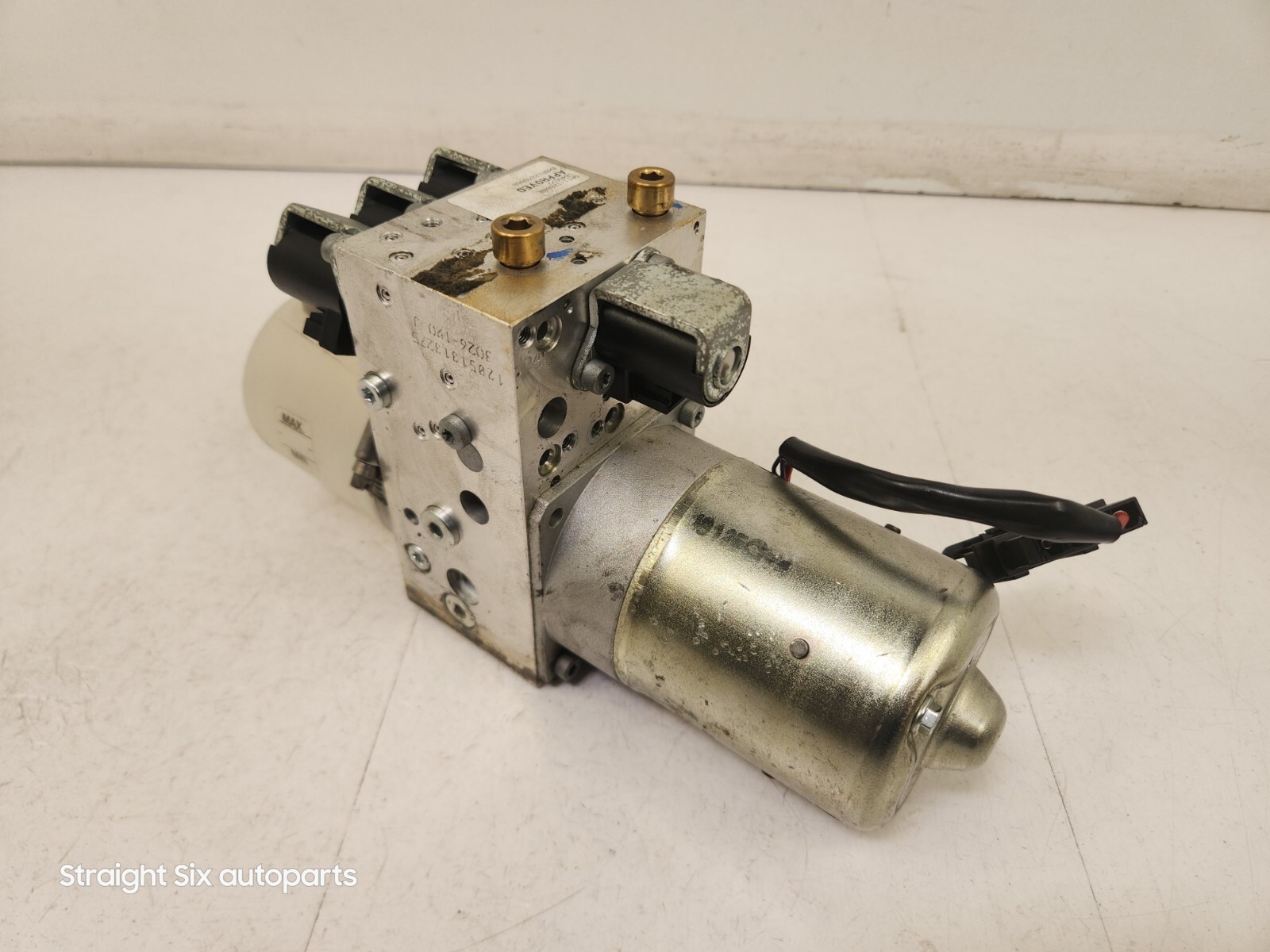 BMW Z4 Series E89 Roadster Cabrio Convertible Roof Pump Motor  