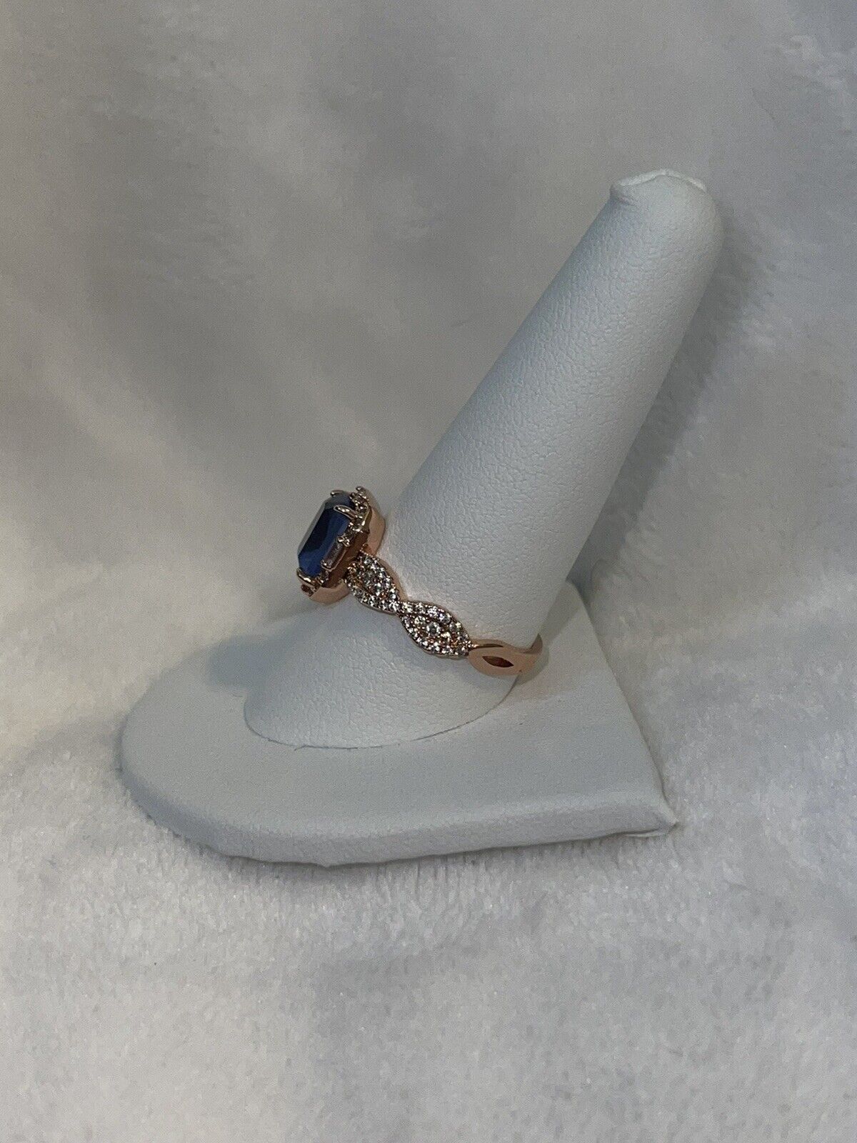 Ring Bomb Party 3848 Lab Created Ice Blue Sapphire Rose Gold size 6