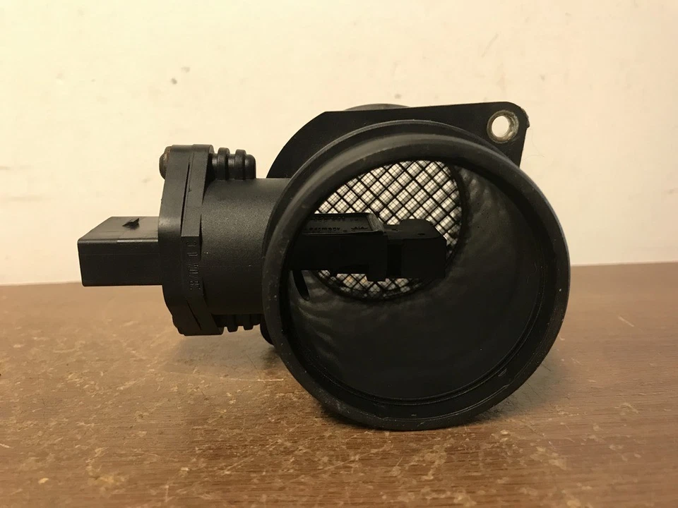 2000 VOLKSWAGEN CABRIO MASS AIR FLOW SENSOR OEM - Image 4 of 4