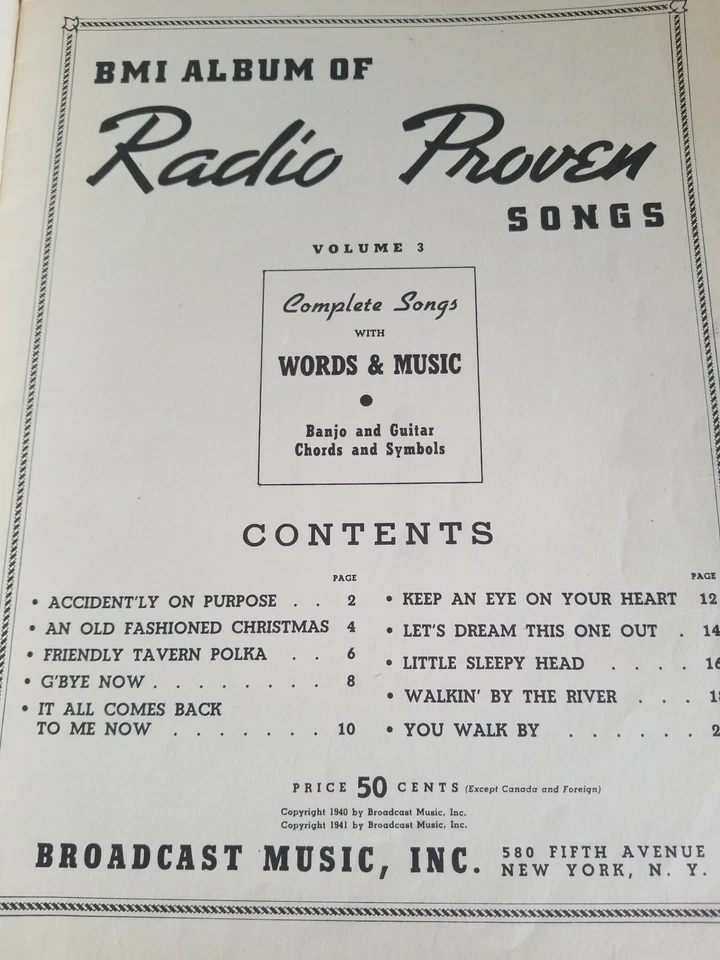 Álbum BMI de canciones probadas en radio - 1940 Banjo y cuerdas de guitarra y símbolos. Folio. Foto 2 de 4
