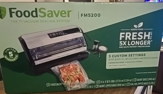 FoodSaver FM5200 Series 2-in-1 Vacuum Sealing System for Food Preservation