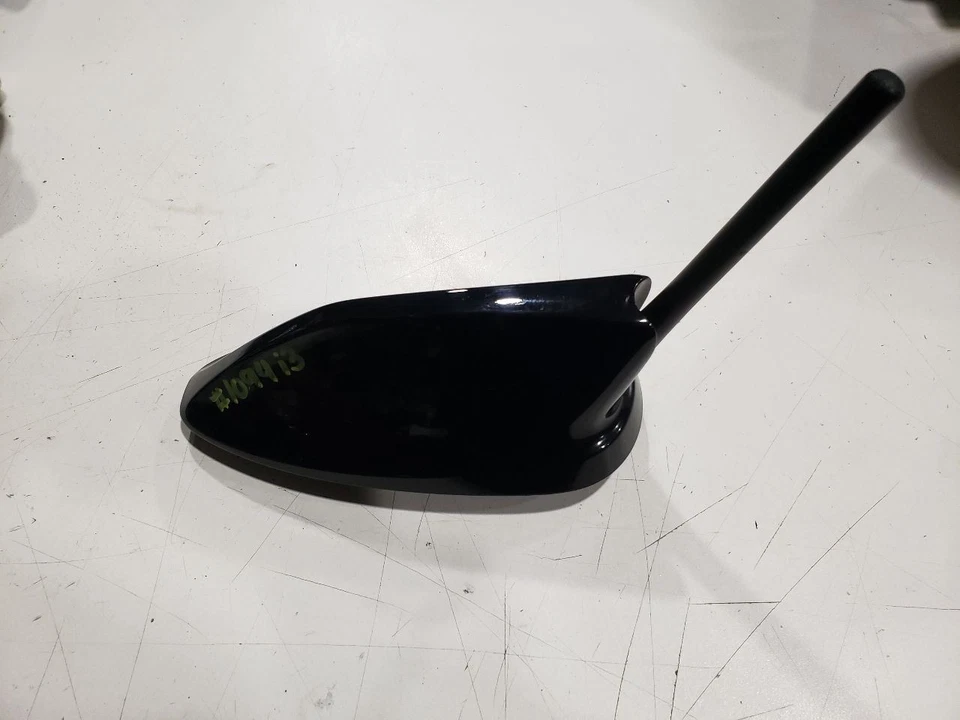 Antena de radio - BMW I3 LCI 2020 - OEM 21367510, 28325117 Foto 2 de 4