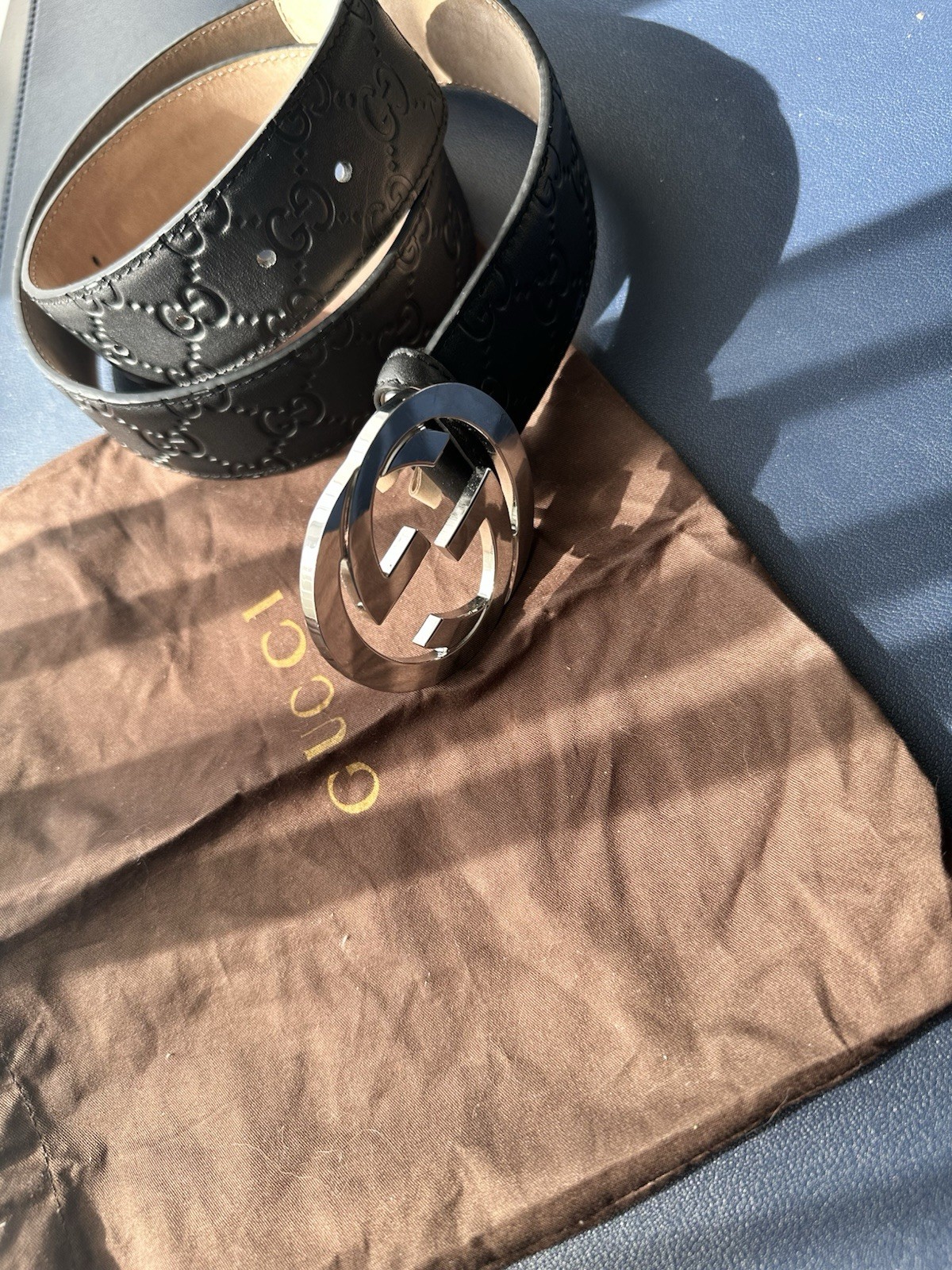 Authentic gucci 411924 Interlocking G Signature L… - image 1